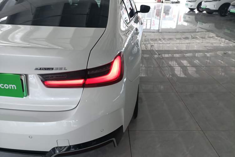 Used BMW i3 2024 eDrive 35 L