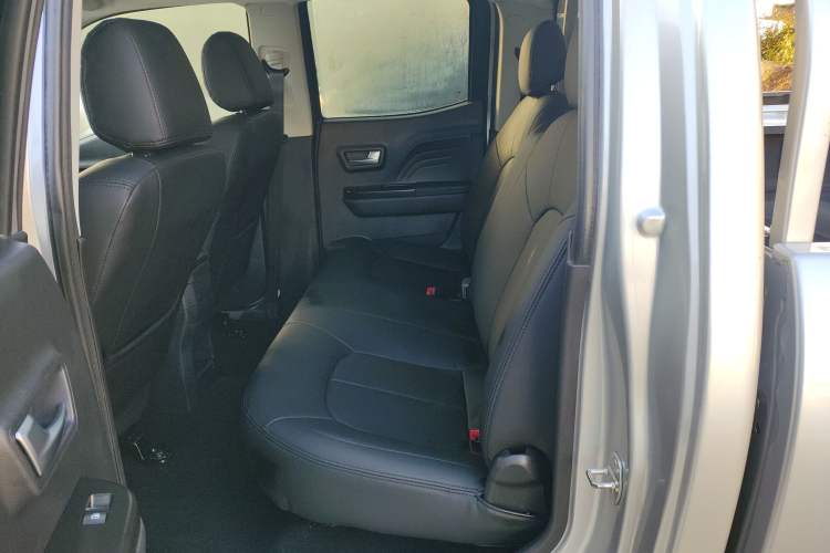 Used Great Wall Wingle 7 2019 2.0T Diesel Two-Wheel Drive Value Edition China VI Standard Big Double Cab GW4D20M