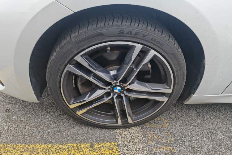 Used BMW 1 Series 2021 Restyled 125i M Sport Night Edition Left Front Wheel Hub