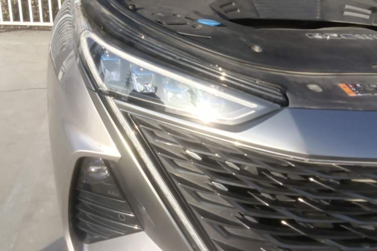 Used Roewe RX9 2023 2.0T Two-Wheel Drive Enjoyment Version