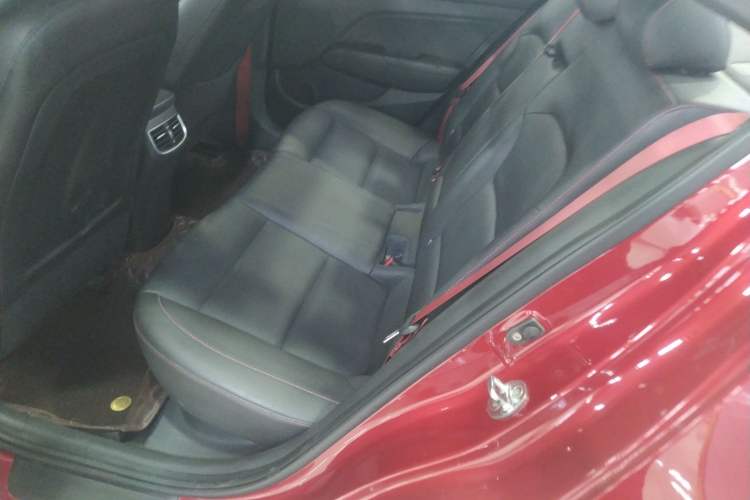 Used Hyundai Elantra (6th Generation / Lingdong) 2019 1.4T Dual-Clutch Xuan Dong · Dynamic Model