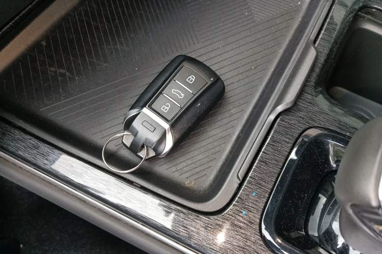 Used Dongfeng Aeolus Yixuan MAX 2021 1.5T Super-Powered Dad Edition