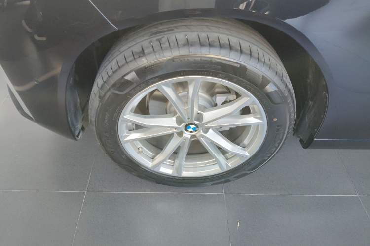 Used BMW X3 2025 Model, Facelifted xDrive25L Luxury Package