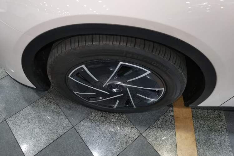 Used ARCFOX Alpha S5 2024 560PRO 185kW