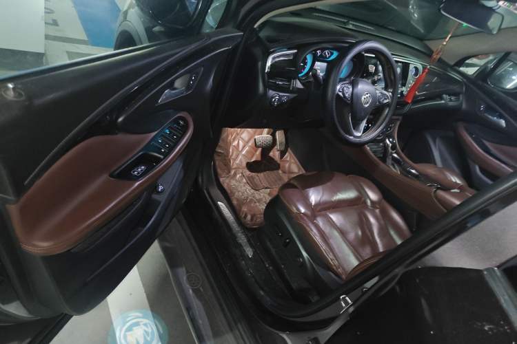 Used Buick Envision 2014 28T Four-Wheel Drive Luxury Model
