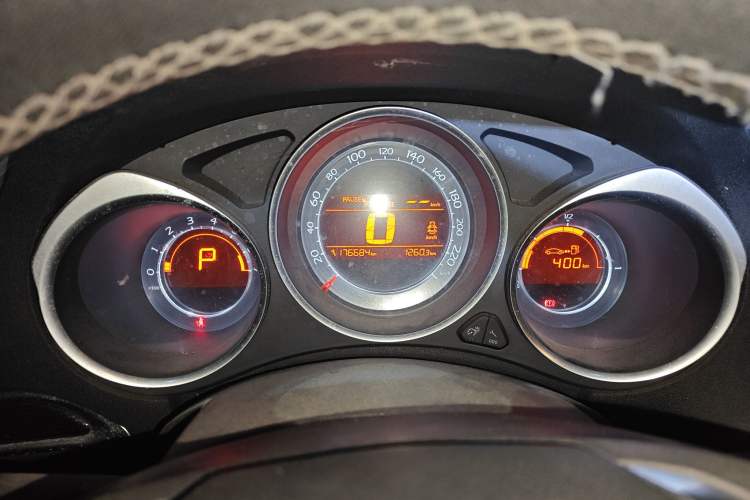 Used Citroen C4L 2013 1.6 THP Automatic Impression Edition
