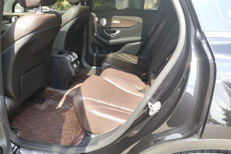 Used Mercedes-Benz GLC 2021 GLC 300 L 4MATIC Dynamic Model