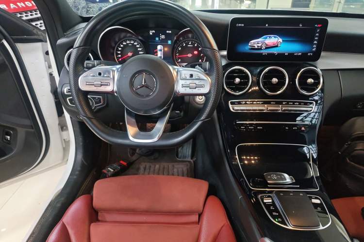 Used Mercedes-Benz C-Class 2019 C 260 Sport Edition Audio And AC Panel