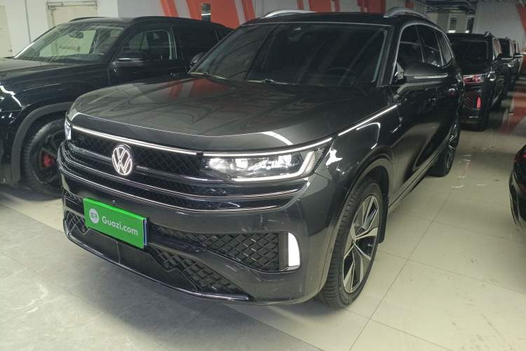 Used Volkswagen Tavendor 2023 380TSI Four-Wheel Drive R-Line First Edition