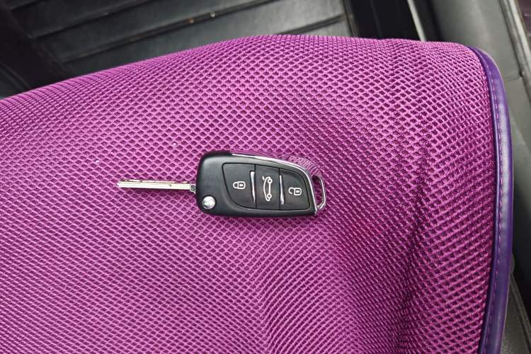 Used DS 5LS 2014 1.6T Elegant Version THP160