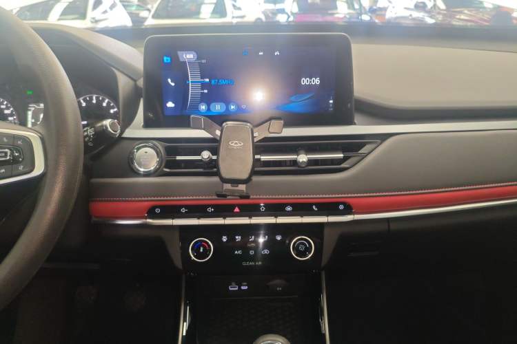 Used Chery Tiggo 5x 2024 Edition People's Benefit Version 1.5L Manual Urban Model Audio And AC Panel