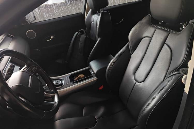 Used Land Rover Range Evoque 2015 2.0T Five-Door Zhiyao Edition Left Front Seat