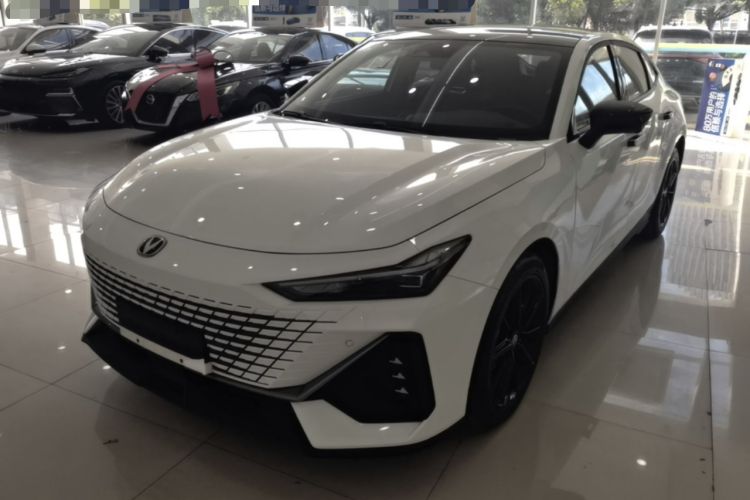 Used CHANGAN UNI-V 2024 1.5T High-Energy Version