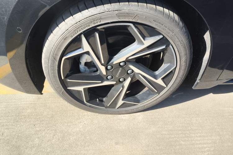 Used Lynk & Co 07 2024 EM-P 126 Long-Range Ultra