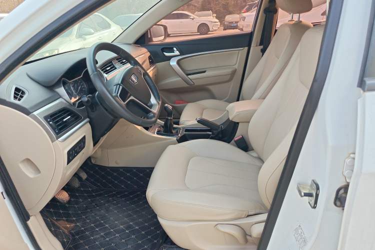 Used Geely Auto Emgrand 2017 Sedan Million Edition 1.5L Manual Luxury Model
