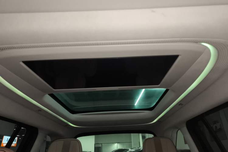 Used XPeng X9 2024 640 All-Wheel Drive High-Performance Max