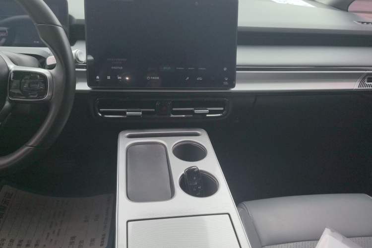 Used AION Y 2024 Plus 510 Intelligent Driving Version Audio And AC Panel