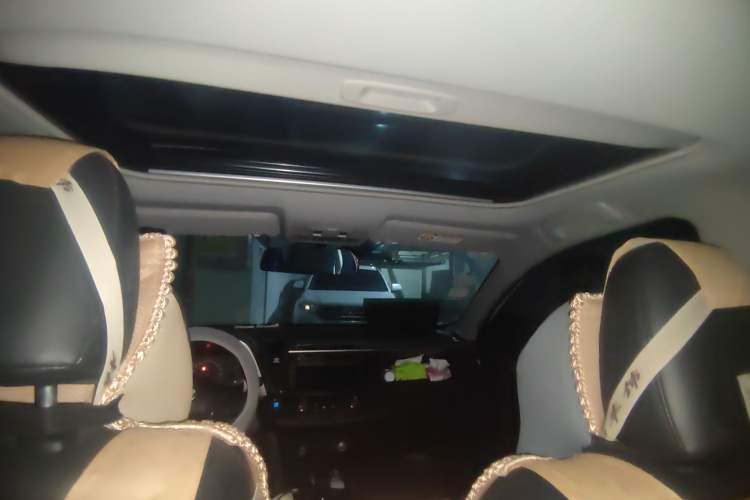 Used Toyota RAV4 2016 2.0L CVT Two-Wheel Drive Fashion Edition China V Standard