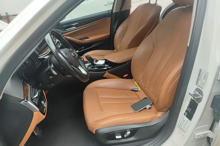 Used BMW 5 Series 2018 528Li Launch Special Edition Left Front Seat