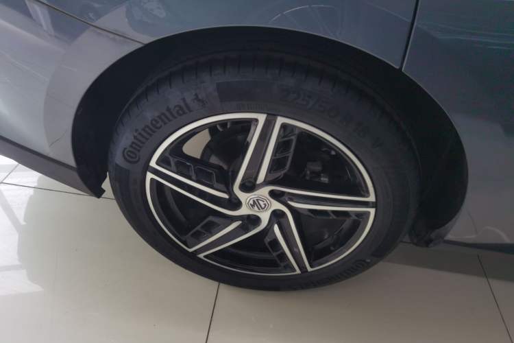 Used MG 7 2023 1.5T DCT Luxurious Supreme Edition
