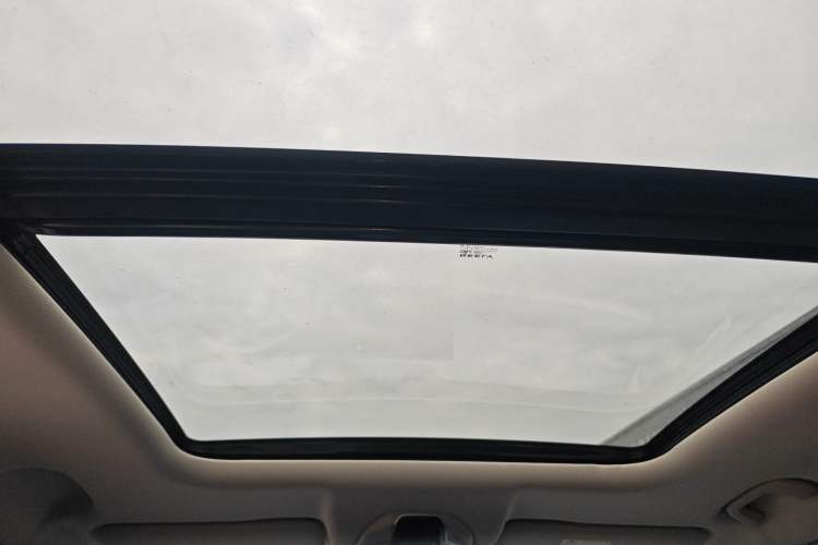 Used Livan 9 2023 470 km Founder Edition Headliner