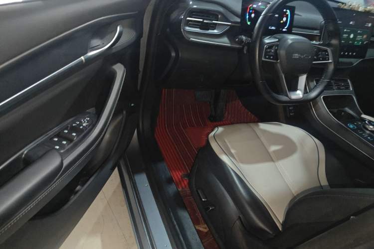 Used BYD Destroyer 05 2024 Honor Edition DM-i 120KM Luxury Model
