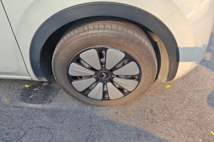 Used Wuling Bingo 2024 333 km Lingxi Connected Version Exterior 7