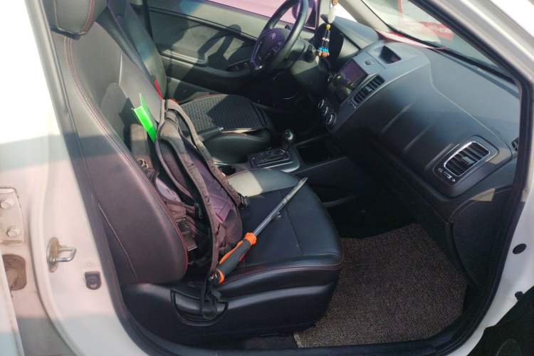 Used Kia K3 2015 1.6L Automatic GLS
