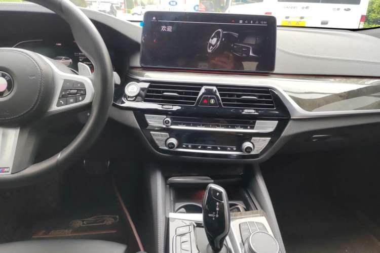 Used BMW 6 Series GT 2021 630i M Sport Package Audio And AC Panel