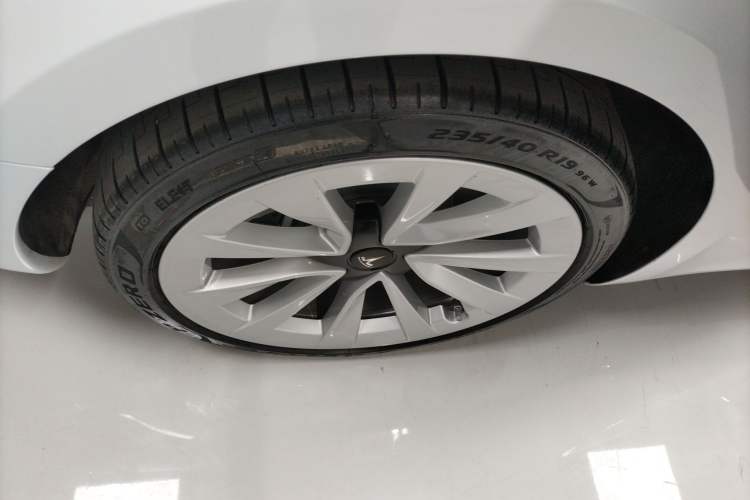 Used Tesla Model 3 2022 Rear-Wheel-Drive Version