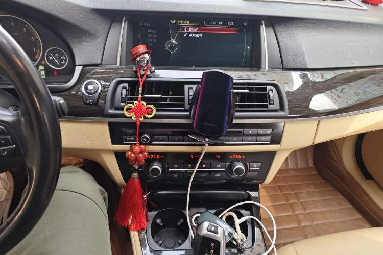 Used BMW 5 Series 2014 525Li Fashion Design Package
