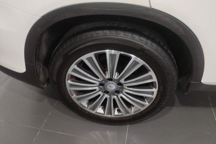 Used Mercedes-Benz GLC 2017 GLC 260 4MATIC Dynamic Edition Right Rear Wheel Hub