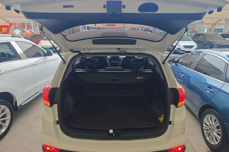 Used Hyundai ix25 2017 1.6L Automatic Smart Version
