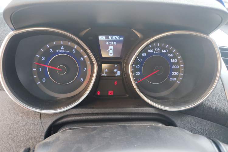 Used Hyundai Elantra (5th Generation / Langdong) 2016 1.6L Manual Luxury Model
