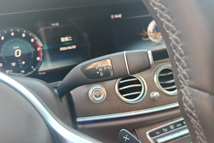 Used Mercedes-Benz E-Class 2019 E 300 L Luxury Model
