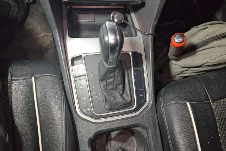 Used Volkswagen Golf Sportsvan 2016 230TSI Automatic Trend Edition
