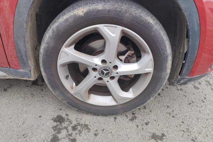 Used Mercedes-Benz GLA 2019 GLA 200 Dynamic Edition Right Front Wheel Hub