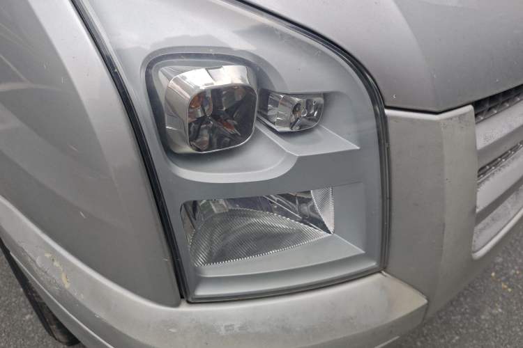 Used Ford Transit Custom 2009 2.4T Diesel Multi-Function Long Wheelbase Mid-Roof Emission Standard III
