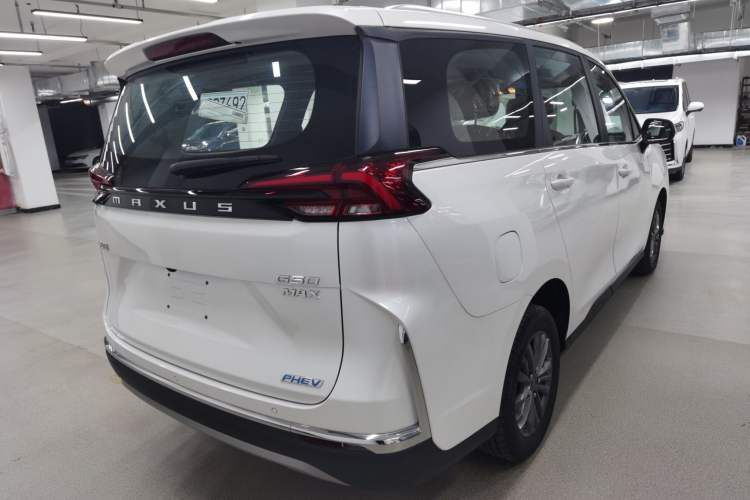 Used SAIC MAXUS G50 PHEV 2025 Leading Edition
