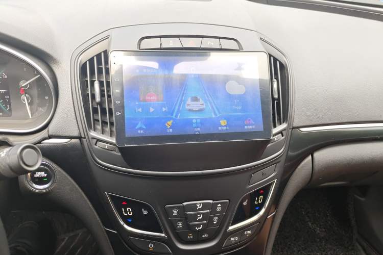 Used Buick Regal 2015 1.6T Elite Tech Model Audio And AC Panel