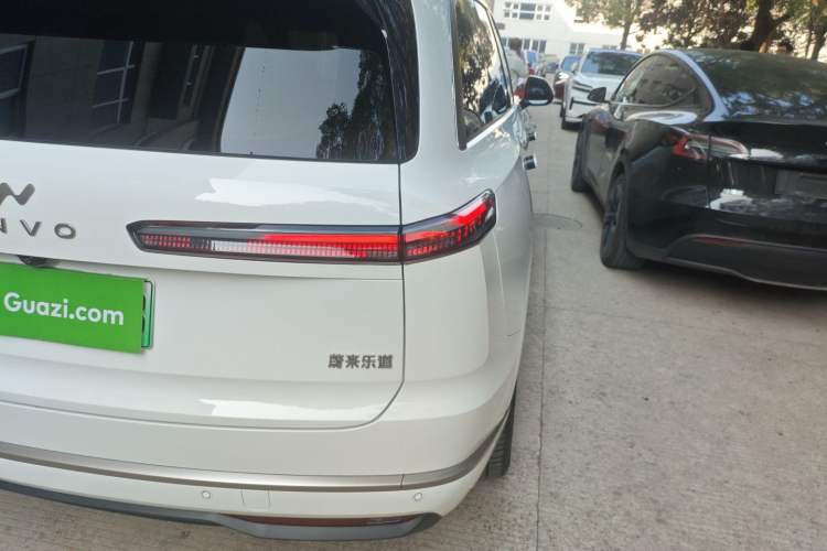 Used ONVO Luxeed L90 2025 Model—Ultra Six-Seater Version