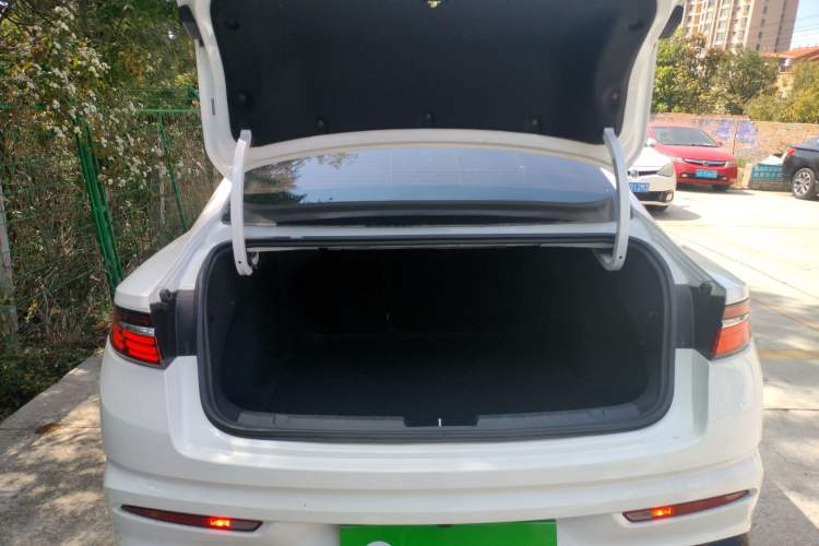 Used Geely Auto Preface 2025 Dongfang Yao 1.5TD Kunlun Edition
