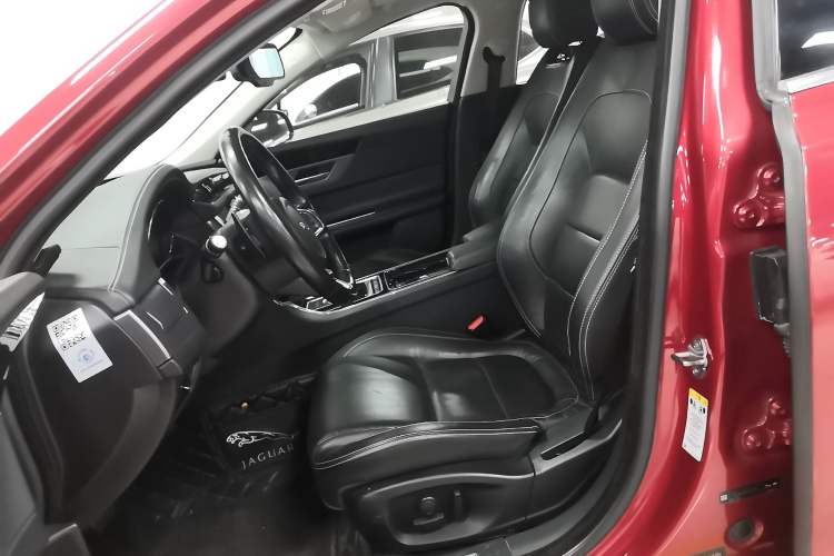 Used Jaguar XF 2016 XF 3.0 SC Two-Wheel-Drive Luxury Edition
