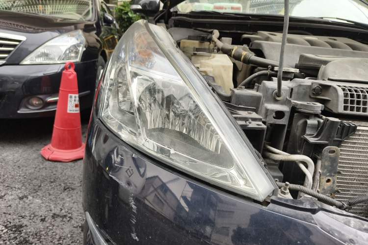 Used Nissan Teana 2012 2.0L XL Smart Enjoyment Version Right Front Headlight