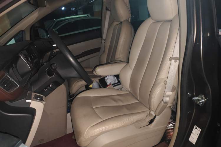 Used Buick GL8 2014 2.4L CT Luxury Business Comfort Edition Left Front Seat