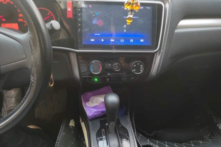 Used Honda Gienia 2017 1.5L CVT Classic Edition Audio And AC Panel