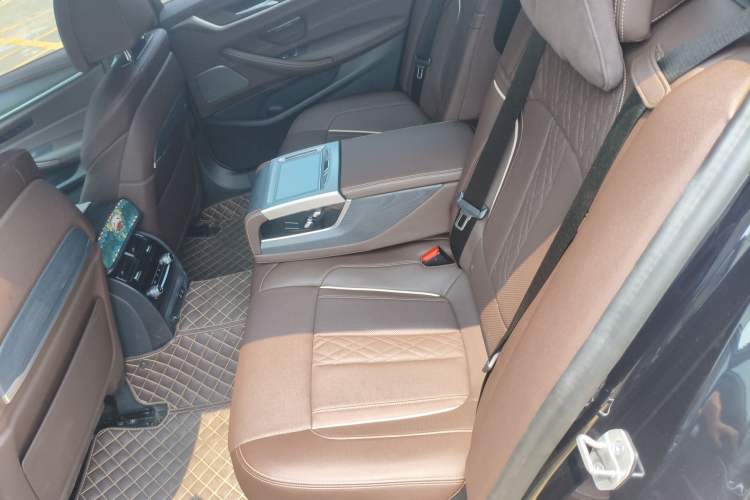 Used BMW 5 Series 2021 530Li Luxury Edition M Sport Package
