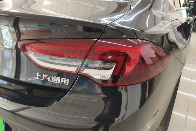 Used Buick Regal 2020 552T Elite Edition Right Rear Taillight