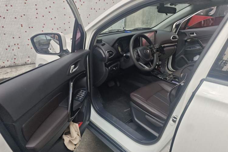 Used GAC Trumpchi GS4 2018 235T Automatic Two-Wheel Drive Elite Millionth Anniversary Edition Driver Seat