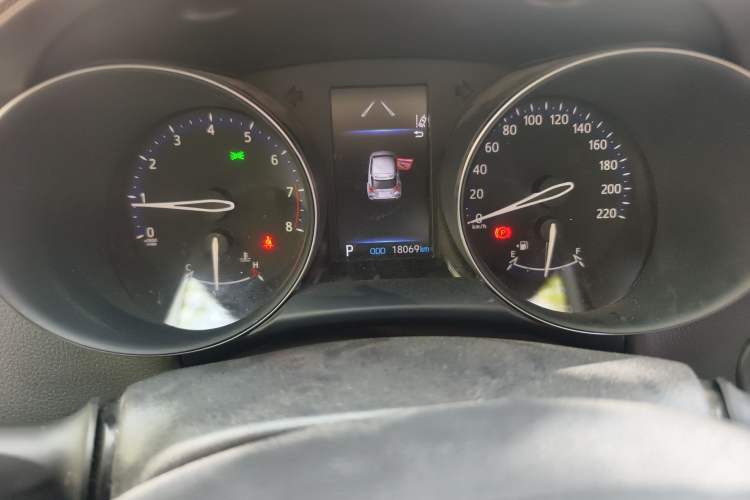 Used Toyota IZOA 2021 2.0L Enjoy Edition